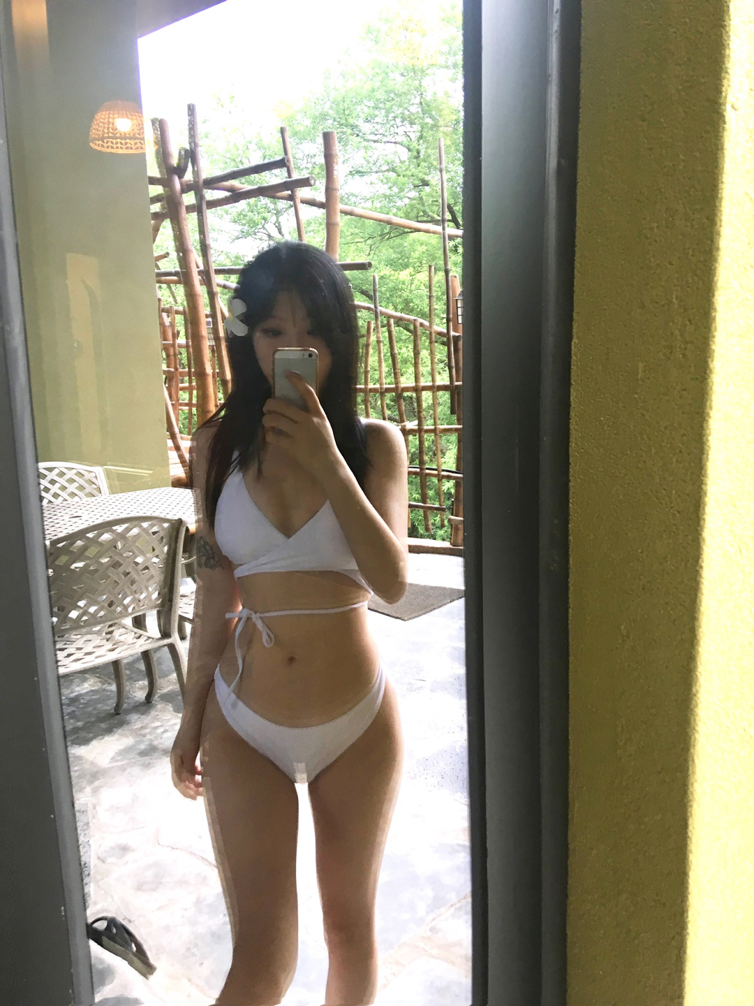 daisy bikini